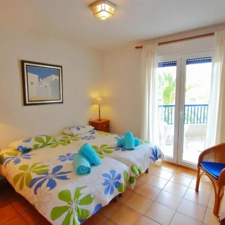 Isabella - Seaview In
